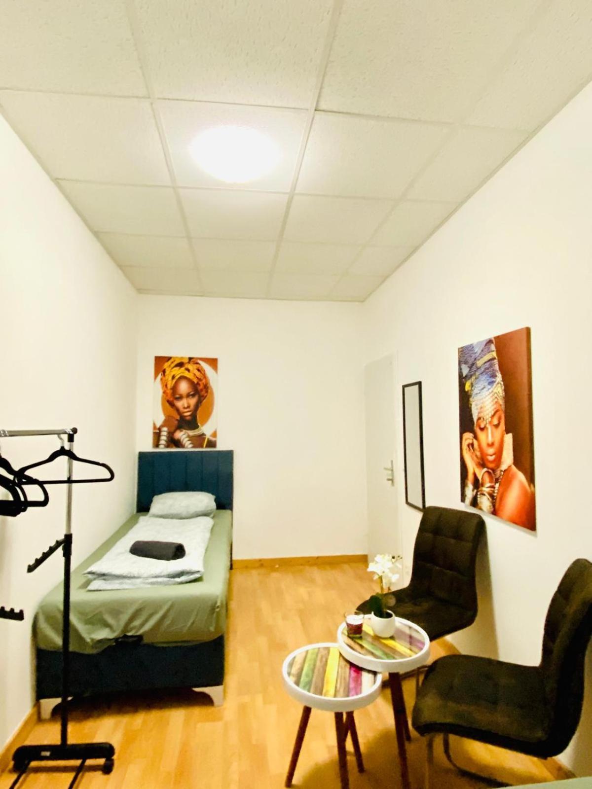 Affordable 3bedroom In Quiet Neighborhood Apartament *